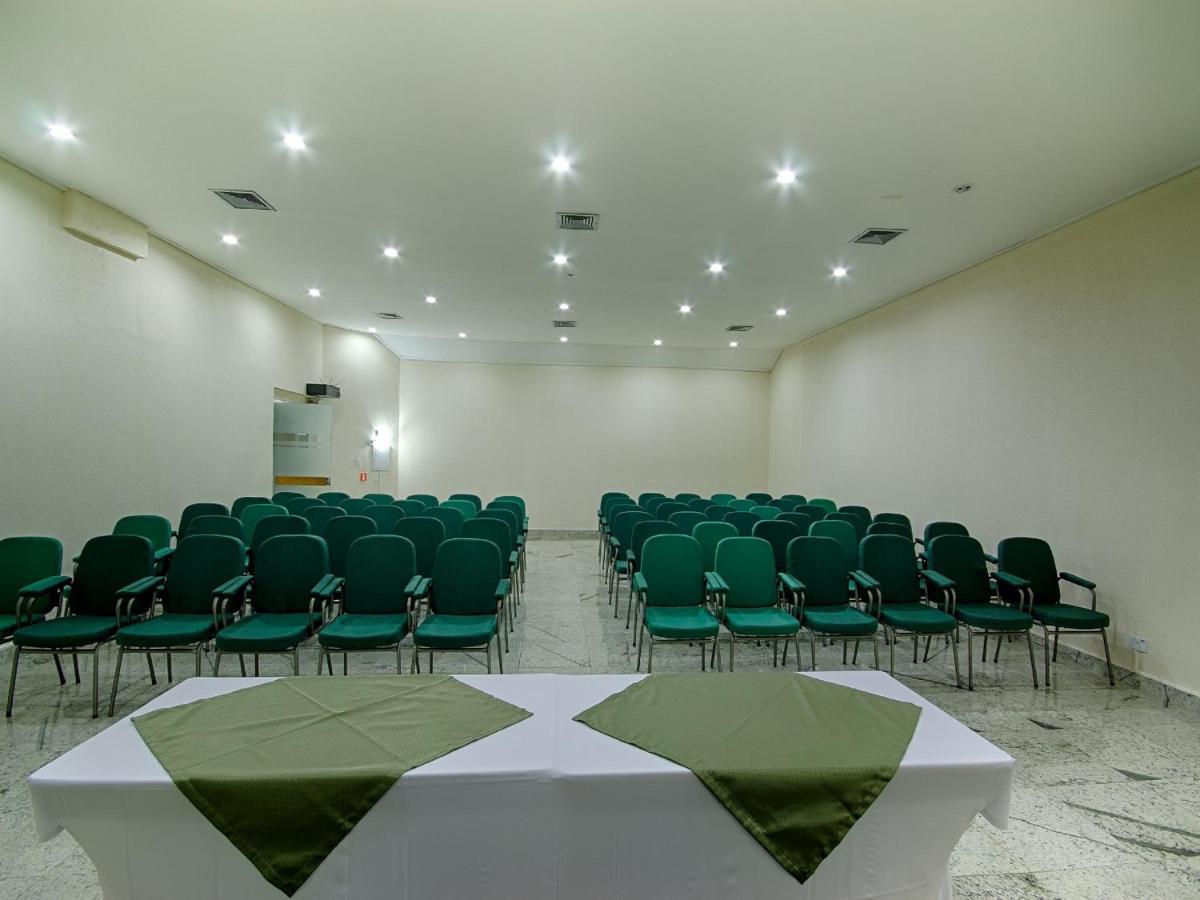 Hotel Golden Park Curitiba By Nacional Inn Exterior photo