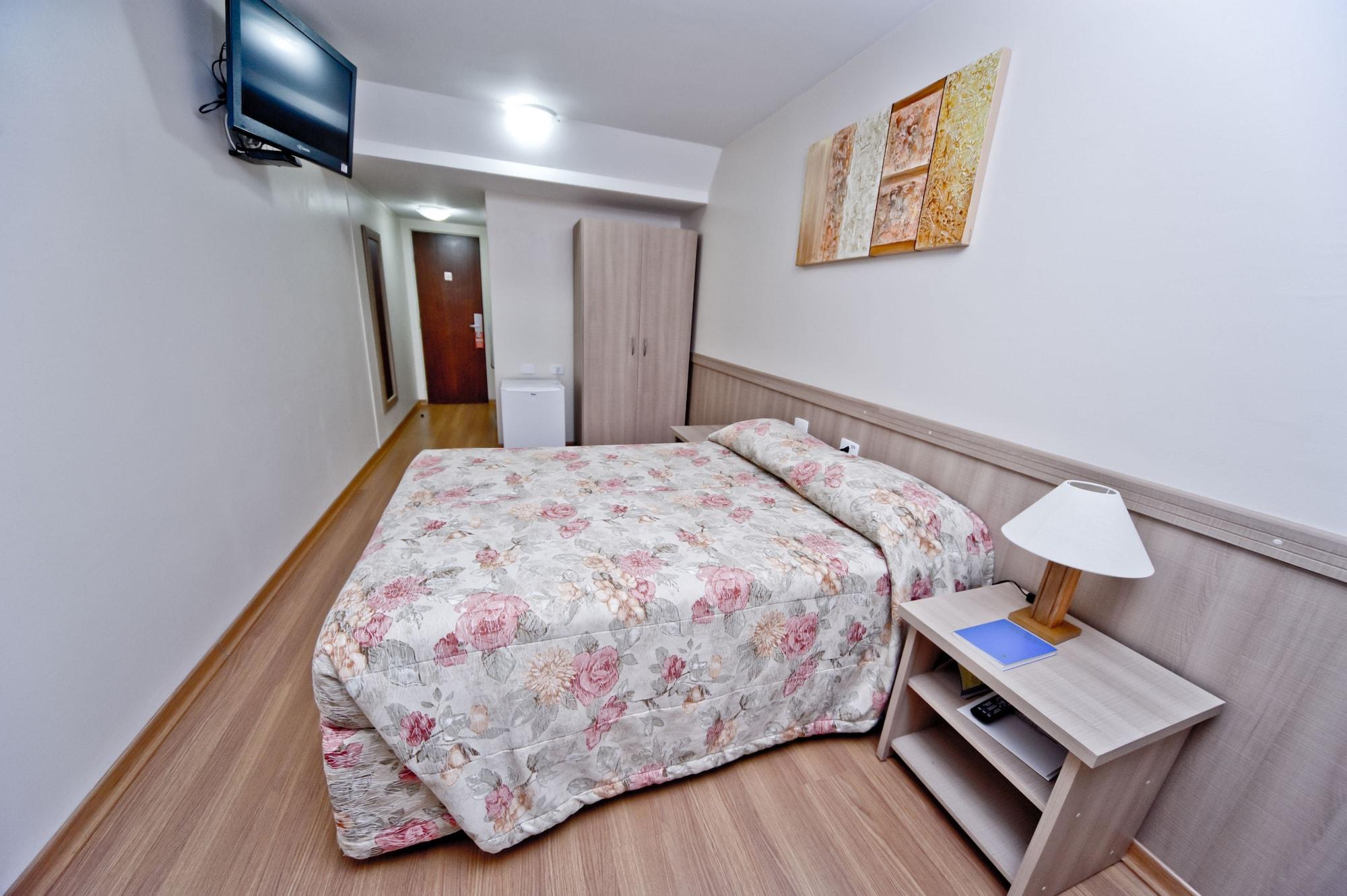 Hotel Golden Park Curitiba By Nacional Inn Exterior photo