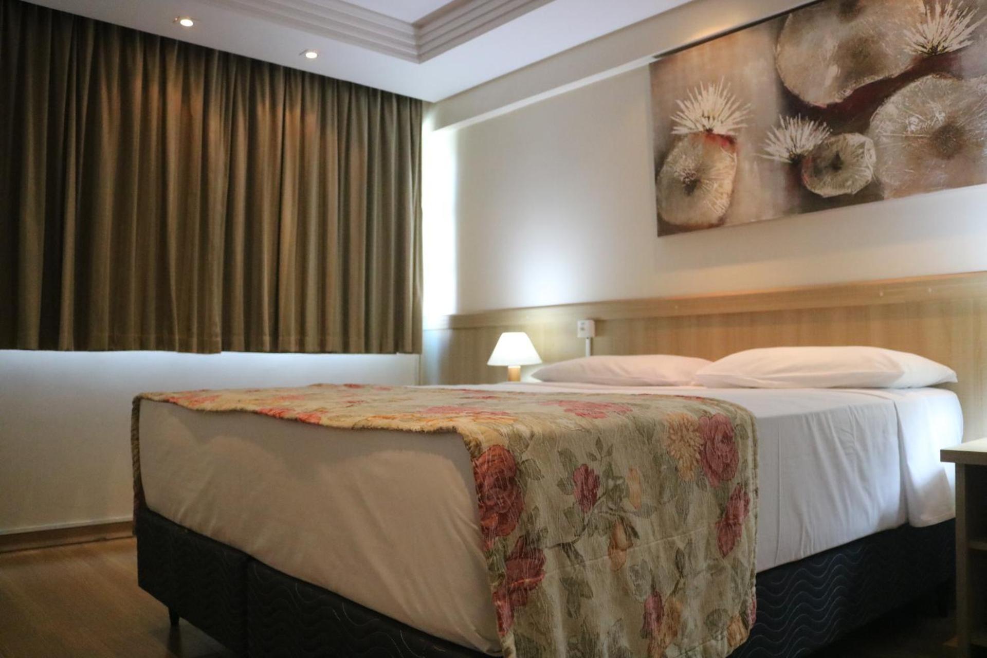 Hotel Golden Park Curitiba By Nacional Inn Exterior photo