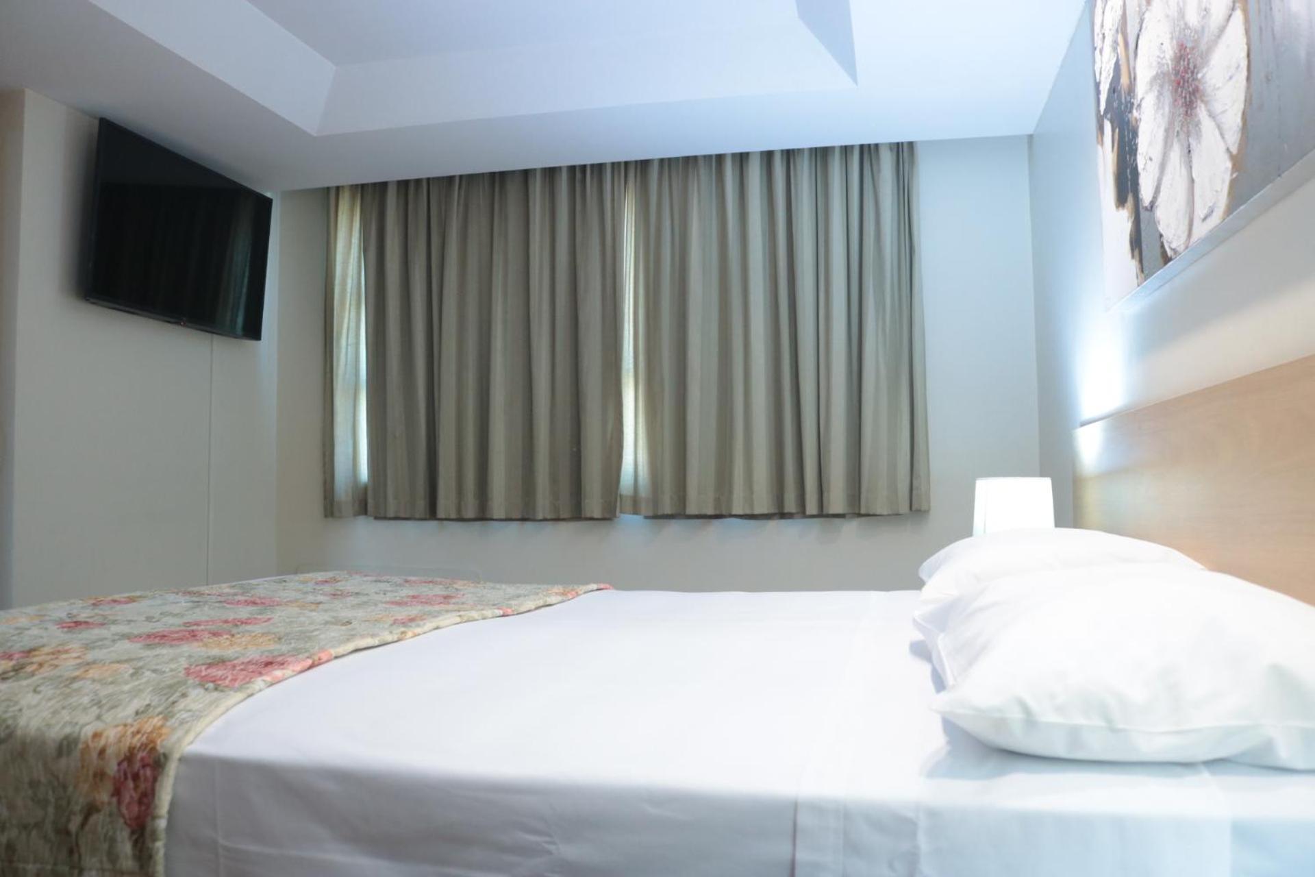 Hotel Golden Park Curitiba By Nacional Inn Exterior photo