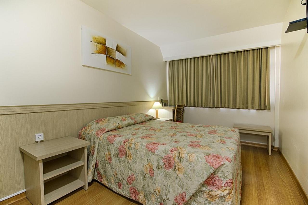 Hotel Golden Park Curitiba By Nacional Inn Exterior photo